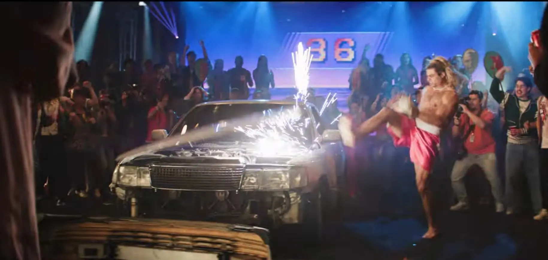 BONUS STAGE coche pelicula street fighter car movie